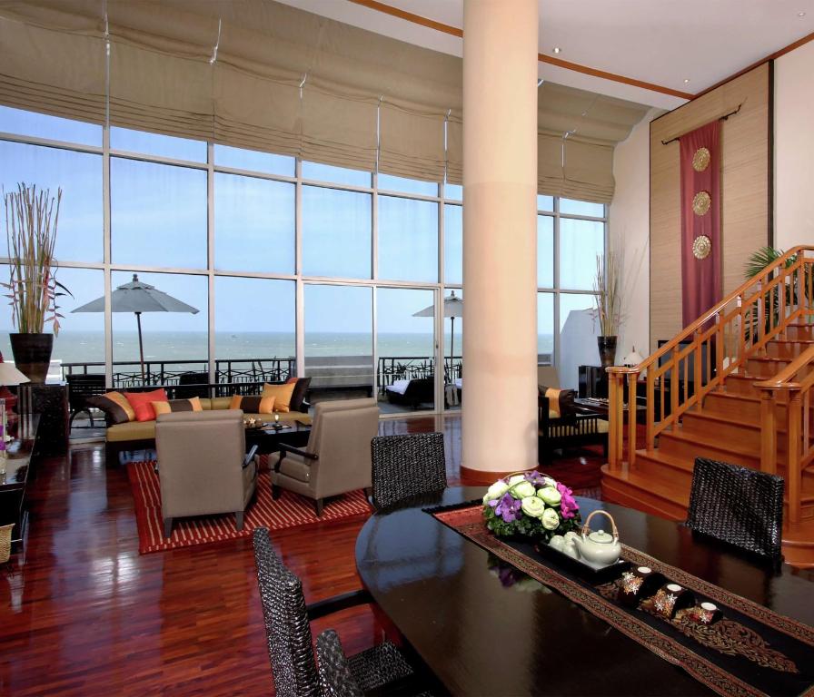 Posezení v ubytování Hilton Hua Hin Resort & Spa