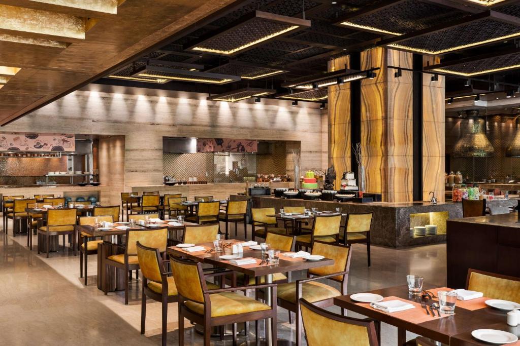 Restaurace v ubytování Hilton Jaipur