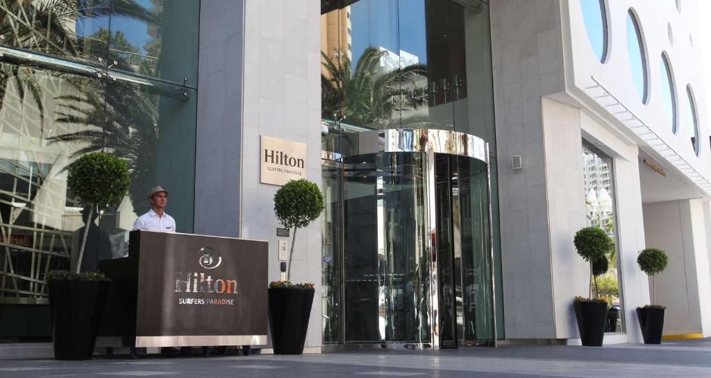 Hilton Surfers Paradise Hotel & Residences, Gold Coast (updated prices 2025)