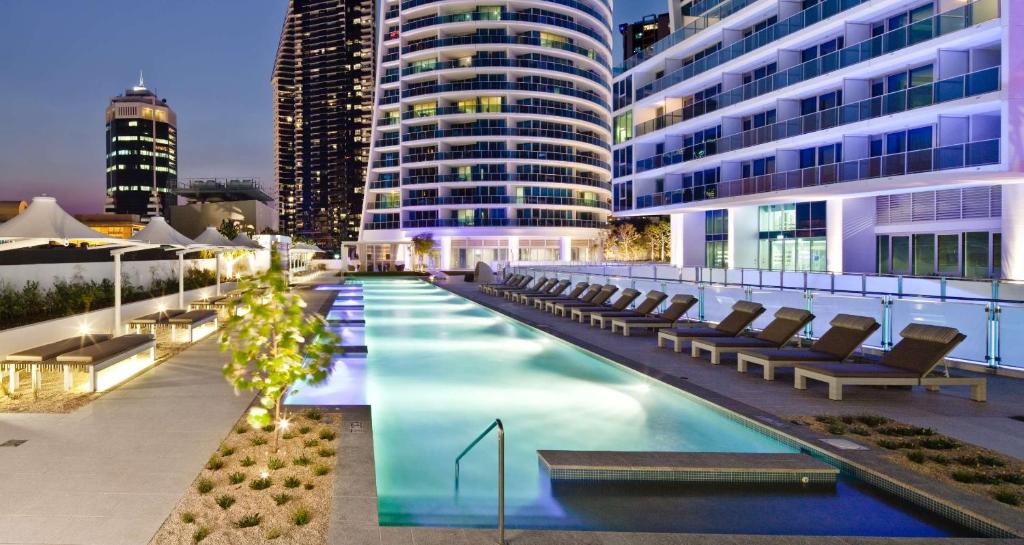 Hilton Surfers Paradise Hotel & Residences, Gold Coast (updated prices 2025)