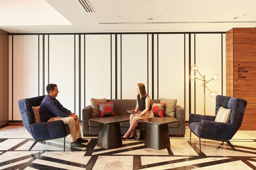 Posezení v ubytování Doubletree By Hilton Perth Northbridge