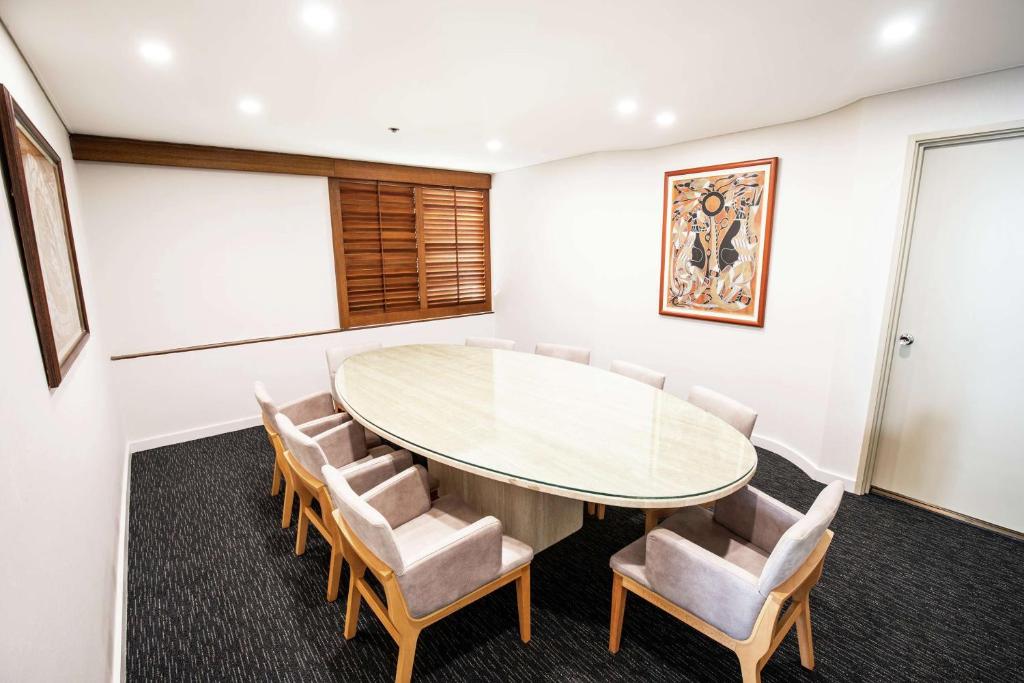 Istumisnurk majutusasutuses DoubleTree by Hilton Esplanade Darwin