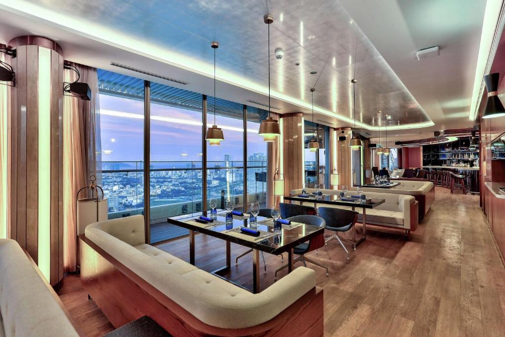 Posezení v ubytování Hilton Da Nang