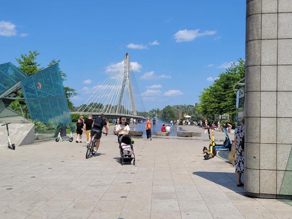 Juliana Smulikowskiego 2 - 17