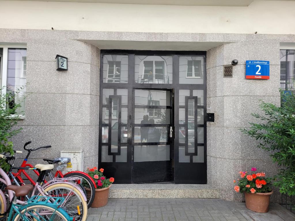 Juliana Smulikowskiego 2 - 16