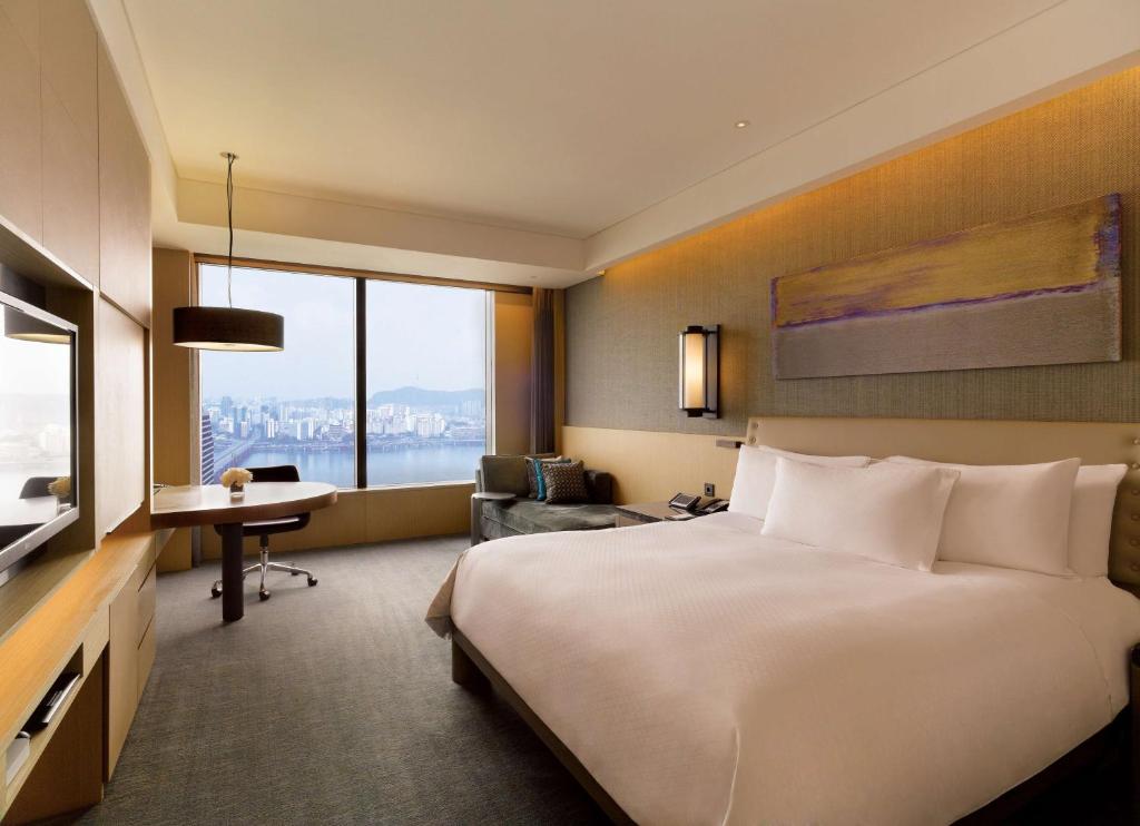 Conrad Seoul photo 2