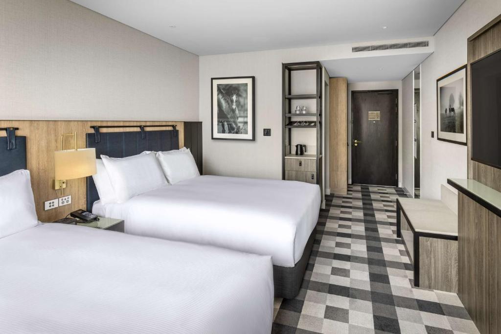 DoubleTree By Hilton Auckland Karaka - Resim 31