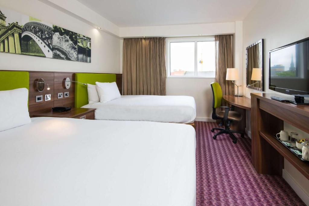 Hampton by Hilton Birmingham Jewellery Quarter - Resim 27