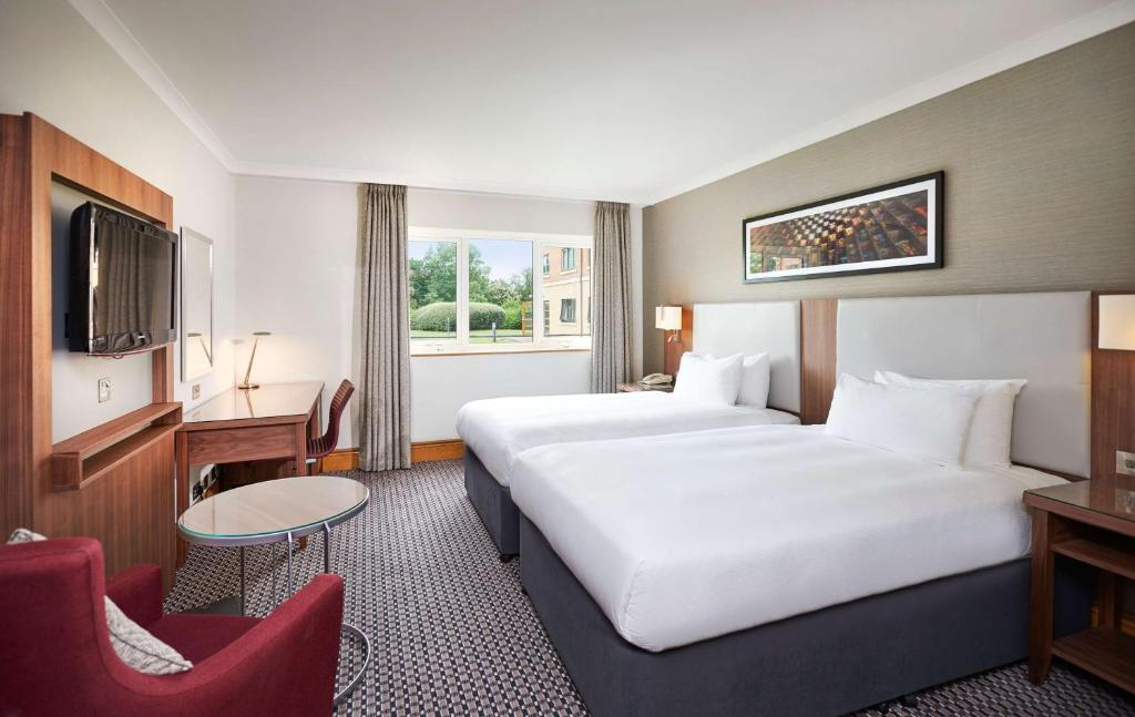 DoubleTree by Hilton Coventry - Deluxe Twin Room