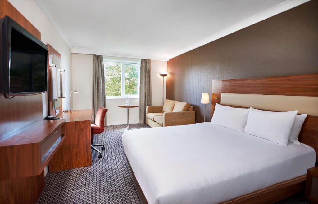 DoubleTree by Hilton Bristol North - 家庭房