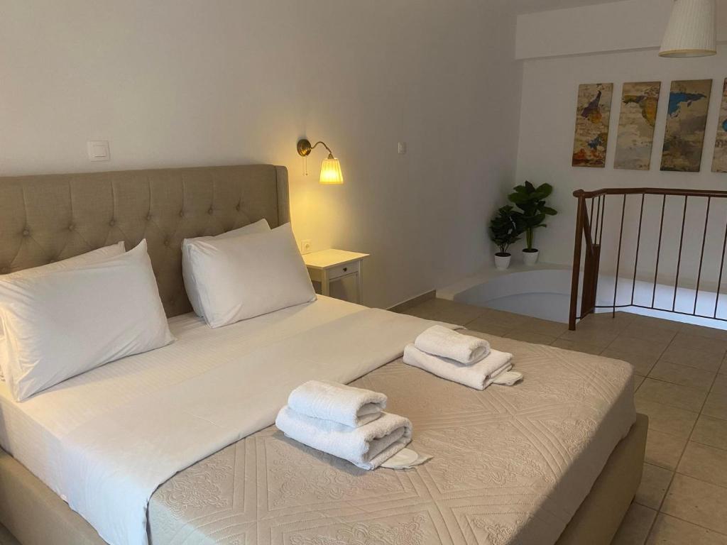 Cozy maisonette next to Plaka