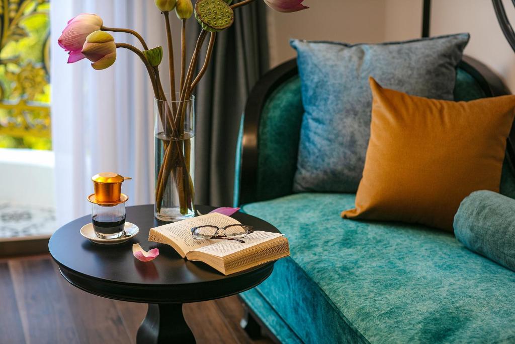 Khu vực ghế ngồi tại Grand Sunrise Palace Hoi An- A Luxury Indochine Hotel & Spa