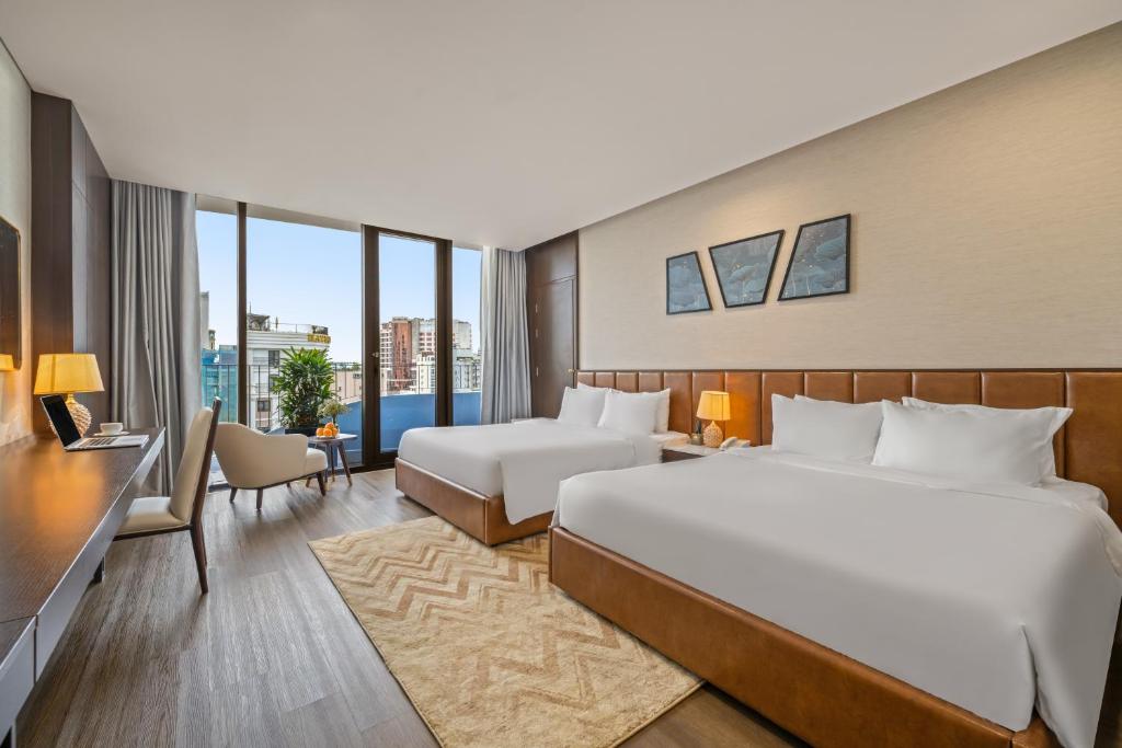 Suite Gia Đình Có Ban Công