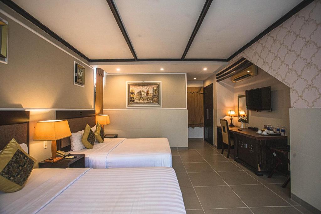 Phòng Premium Deluxe 2 Giường Đơn Nhìn ra Khu vườn