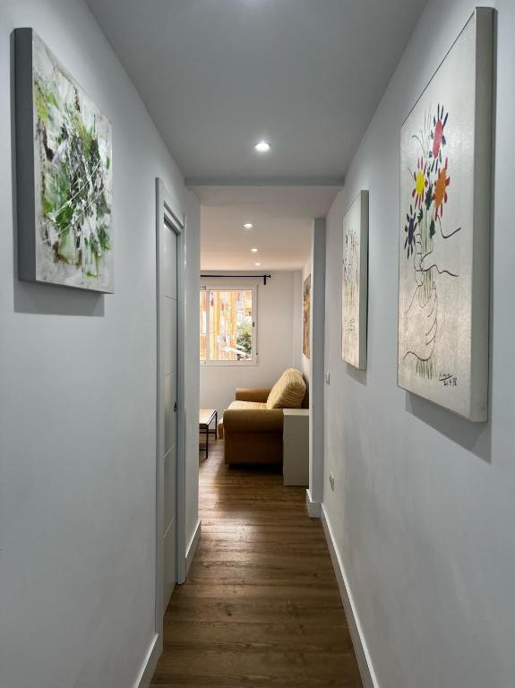 Malaga Train Station M Zambrano Deluxe Apartment, Málaga (updated