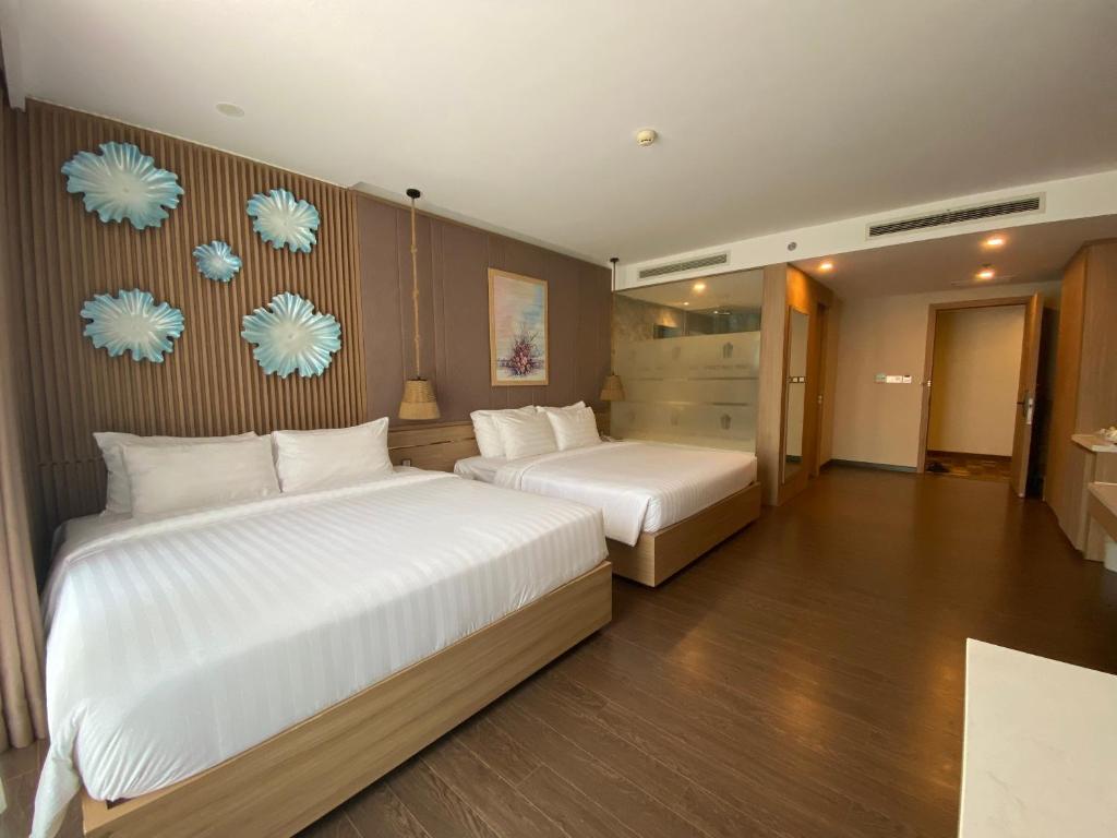 Phòng Gia Đình Nhìn Ra Biển Từ Phía Bên Cạnh