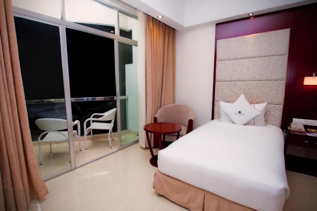 Ocean Paradise Hotel and Resort - Chambre Double De Luxe Avec Balcon