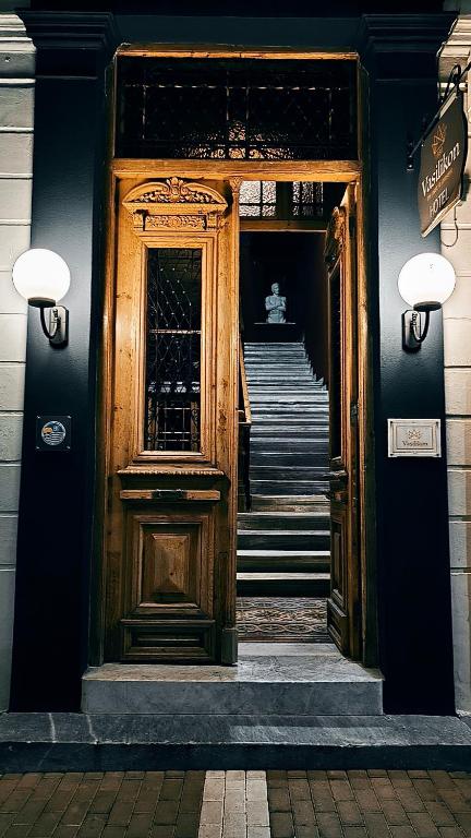 VASILIKON Hotel 1888 the past is present HISTORICAL PRESERVATION MONUMENT - Resim 38