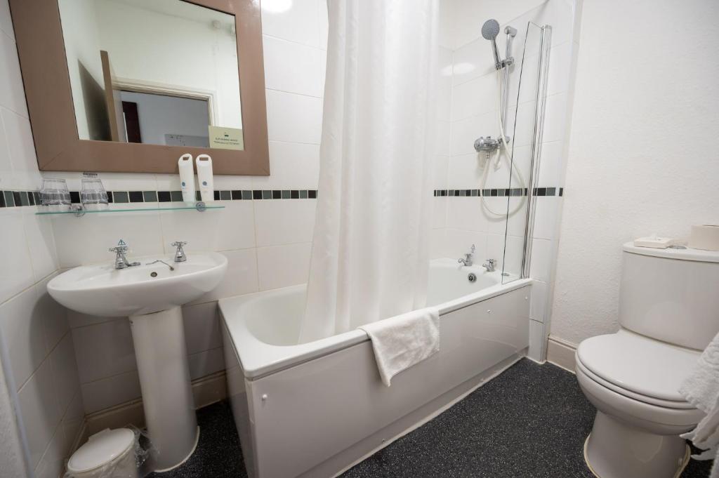 Channings Hotel by Greene King Inns - Resim 23