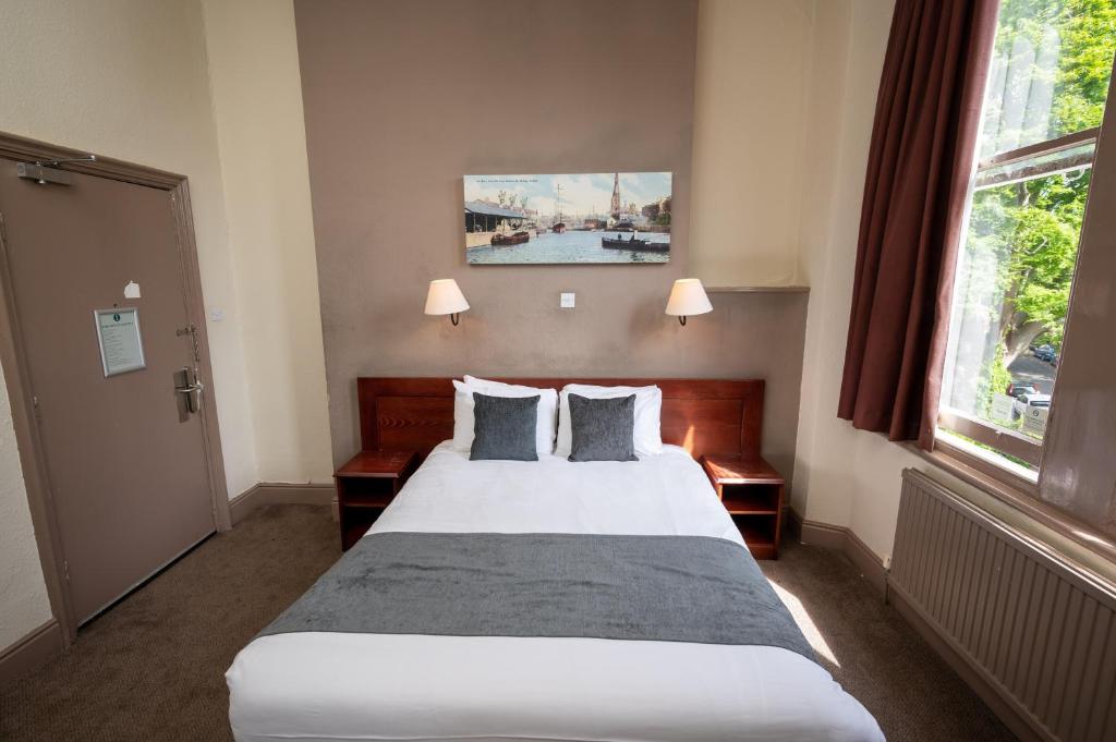 Channings Hotel by Greene King Inns - Resim 25