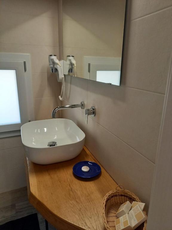 Koupelna v ubytování TRANI LA GRAZIA b&b