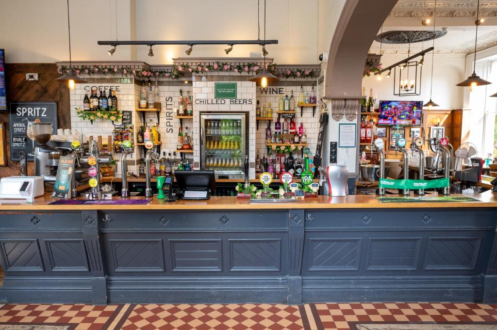 Channings Hotel by Greene King Inns - Resim 4