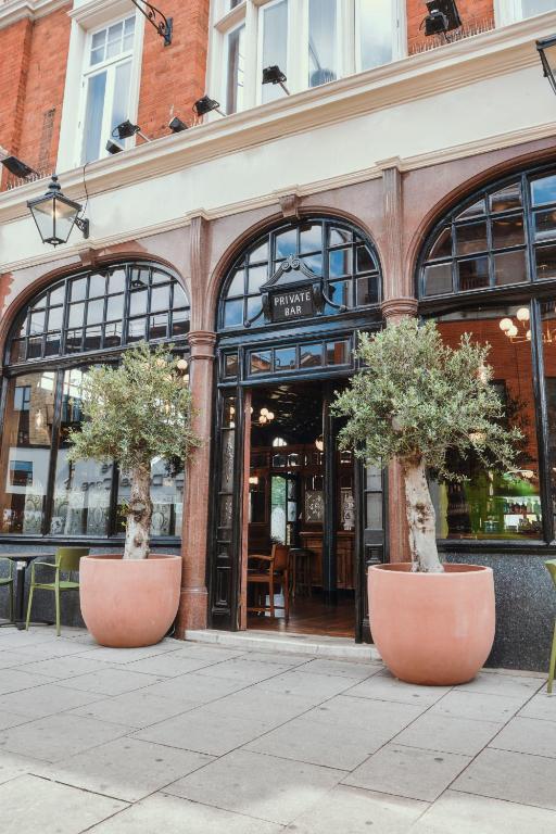 The Black Lion Pub & Boutique Guesthouse - Resim 7