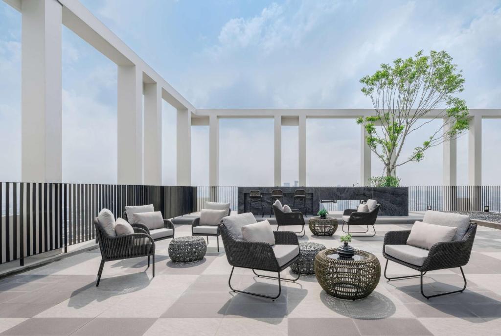 Ramada By Wyndham Bangkok Sukhumvit 87 - Resim 6