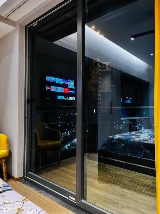Gallery image of LuxurySuites by Hey Studio's in Ghaziabad