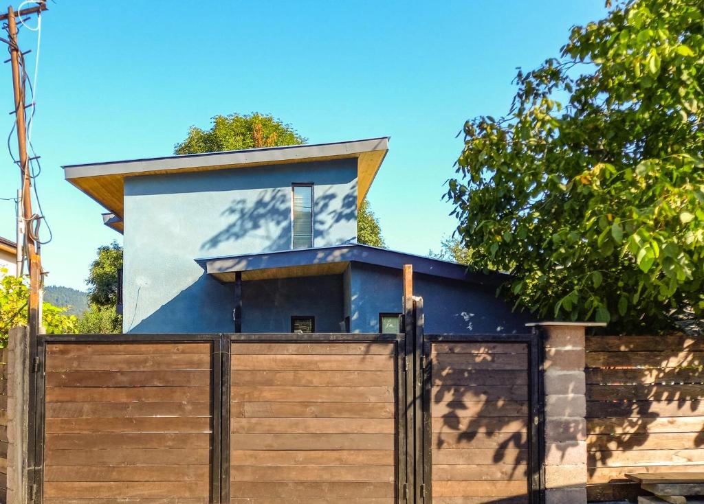 Afbeelding uit fotogalerij van Loft House in Borjomi