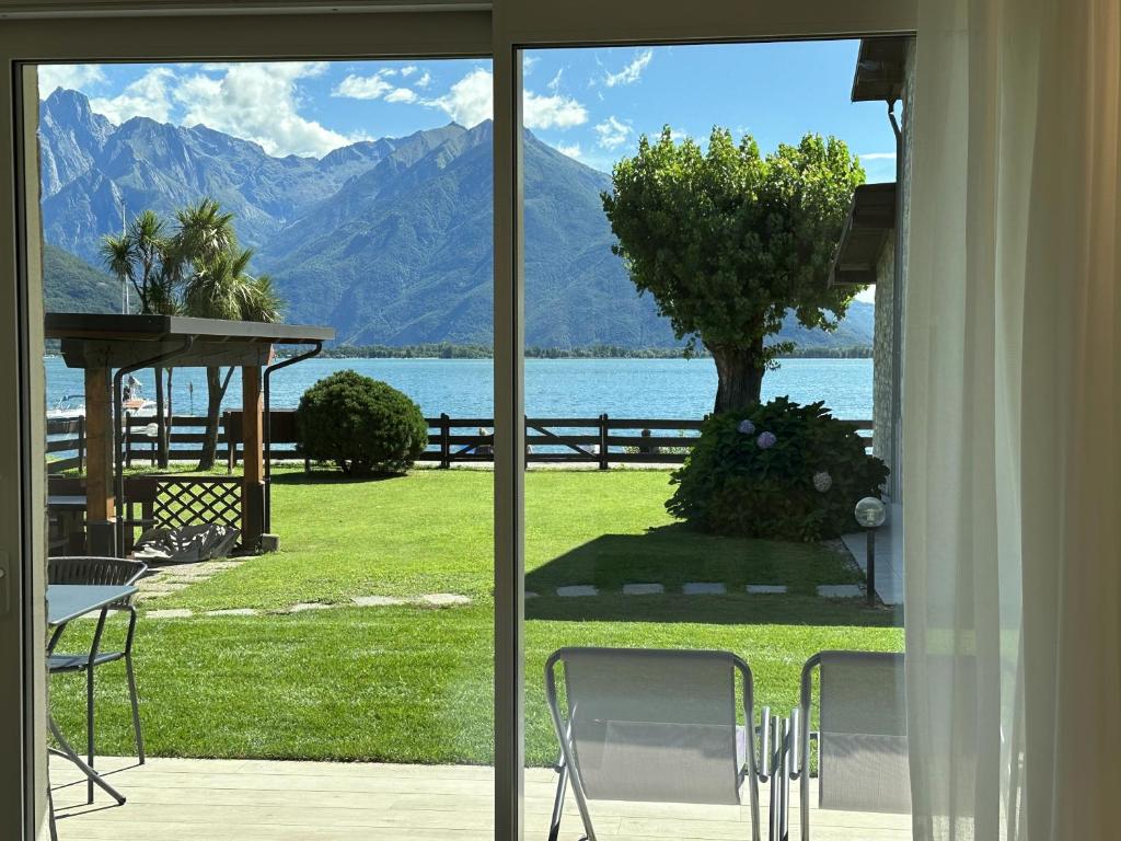 Resort le Vele Suites and Apartments - Camera Matrimoniale Con Vista Lago