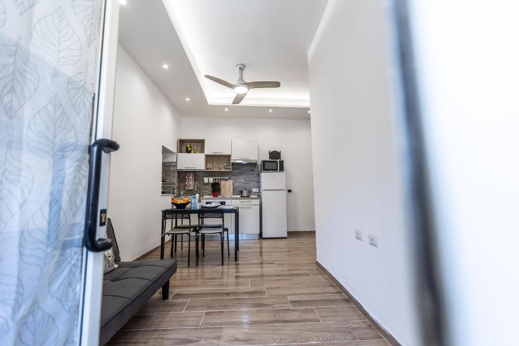 Cucina o angolo cottura di Al castello-independent house