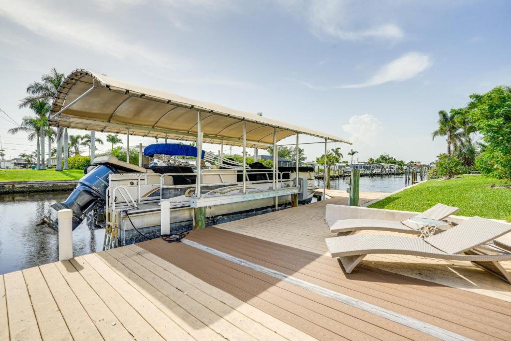 Waterfront Cape Coral Home Lanai, Pool and Dock!, Cape Coral (updated