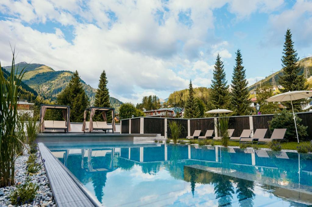 Bazén v ubytování Hotel Post nebo v jeho okolí