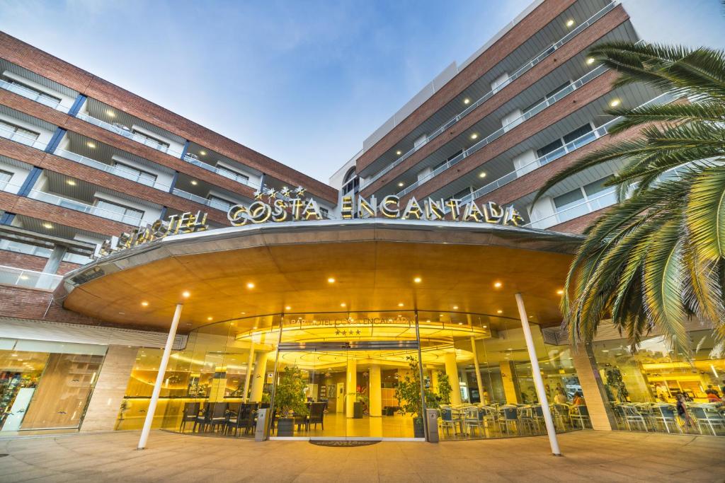 Budova, v ktorej sa hotel nachádza