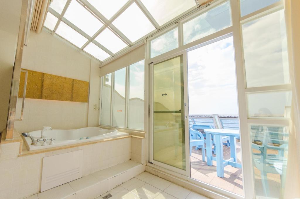 Postel nebo postele na pokoji v ubytování Yake Homestay