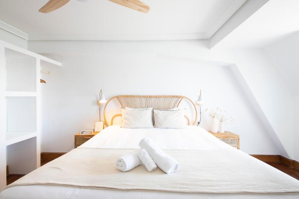 Far Out Inn - Double Room With Balcony And Sea View