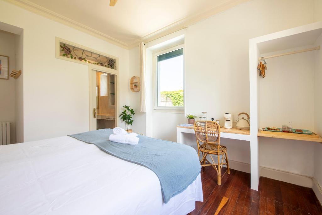 Far Out Inn - Double Room With Garden View