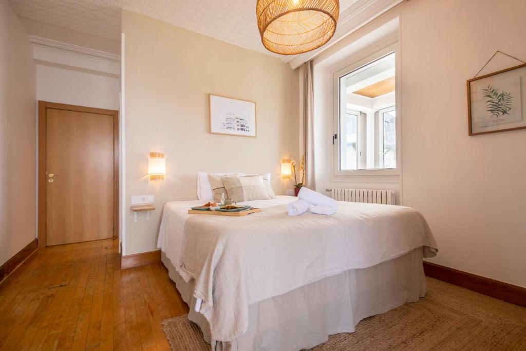 Far Out Inn - Deluxe Double Room With Sea View