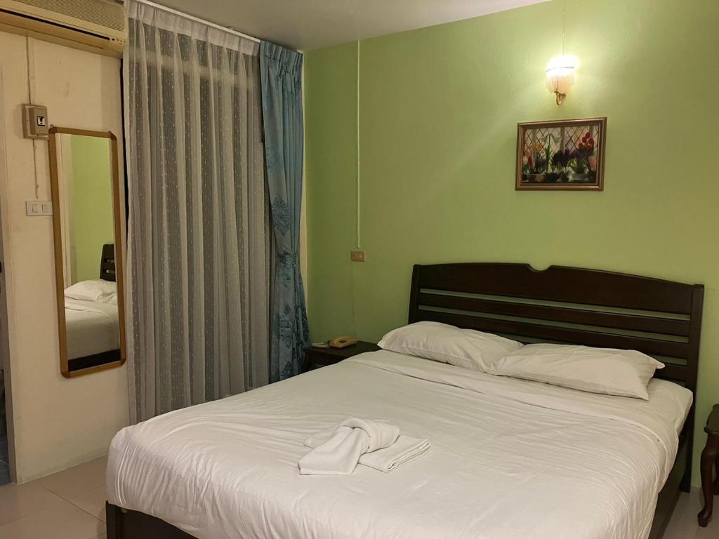 
Standard Double Room only
