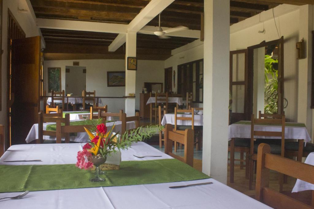 Waira Selva Hotel