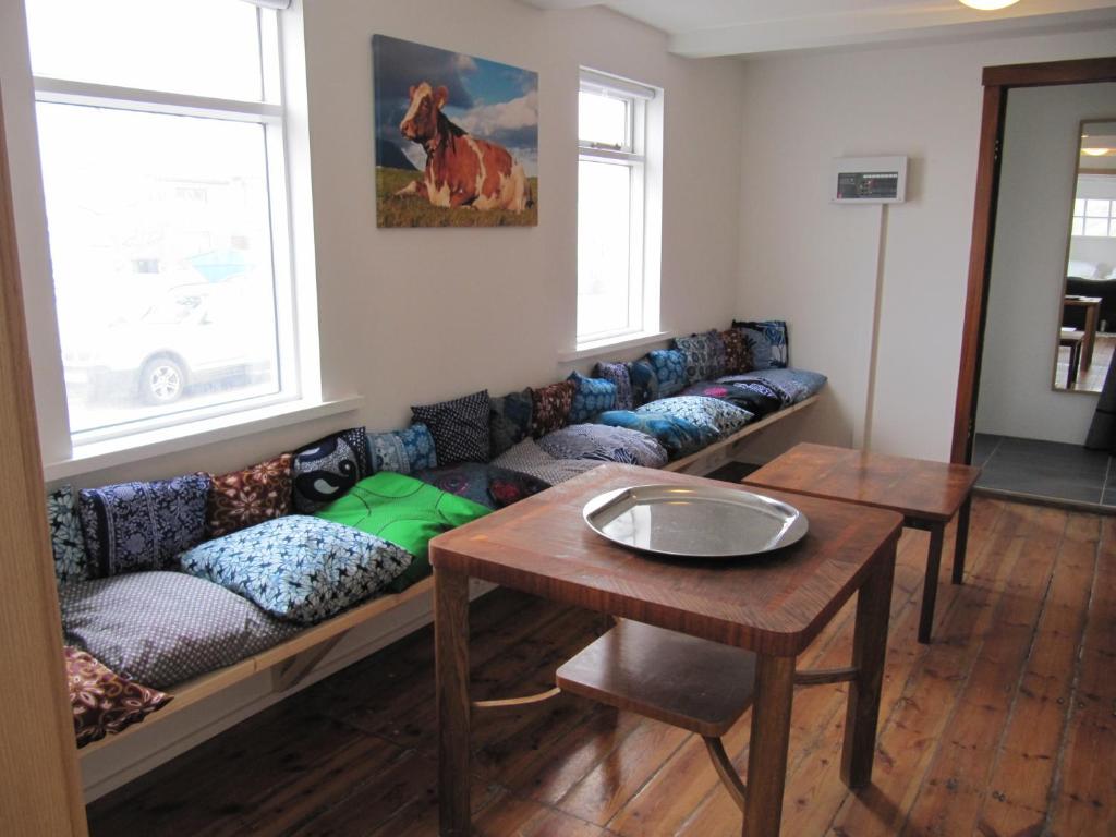 Setusvæði á Grand-Inn Bar and Bed