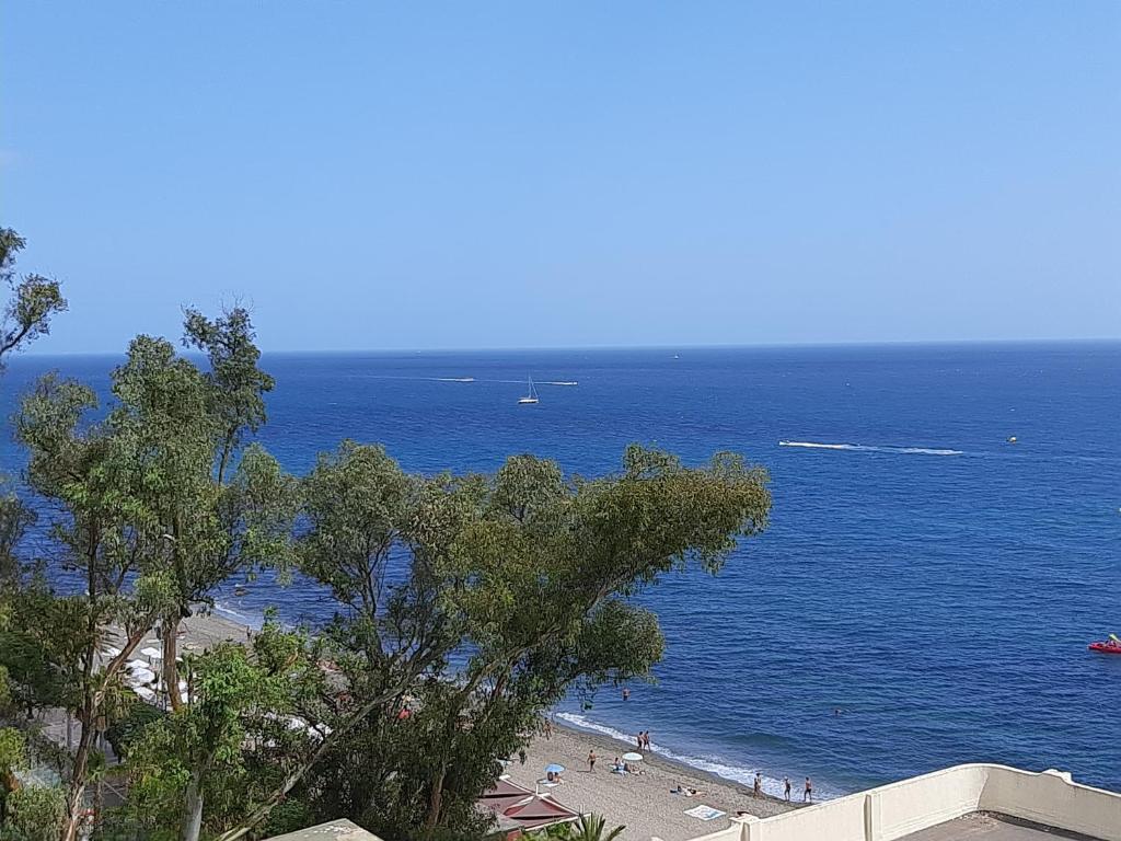 Apartamento en primera línea de playa B Centro de Marbella