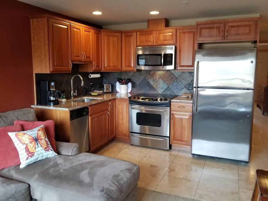 Lake Chelan View Condo in Downtown near Beach! photo