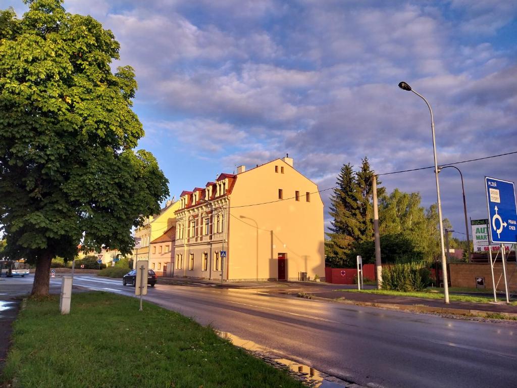 Budynek, w którym mieści się apartament
