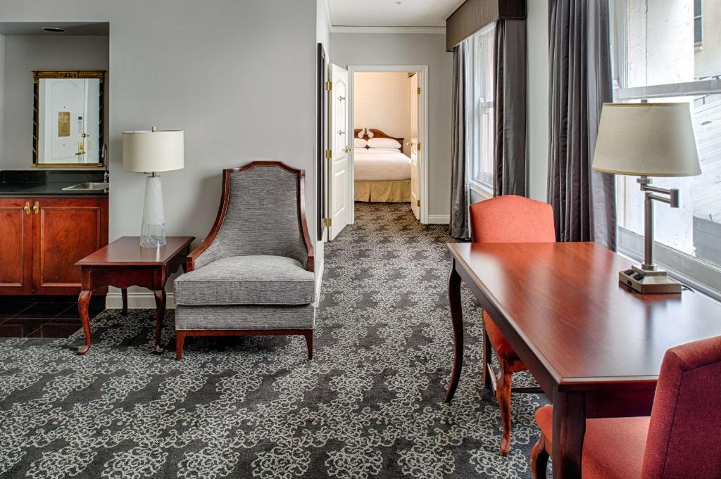 Embassy Suites by Hilton Portland Downtown - Queen Suite With Two Queen Beds - Allergy Friendly
