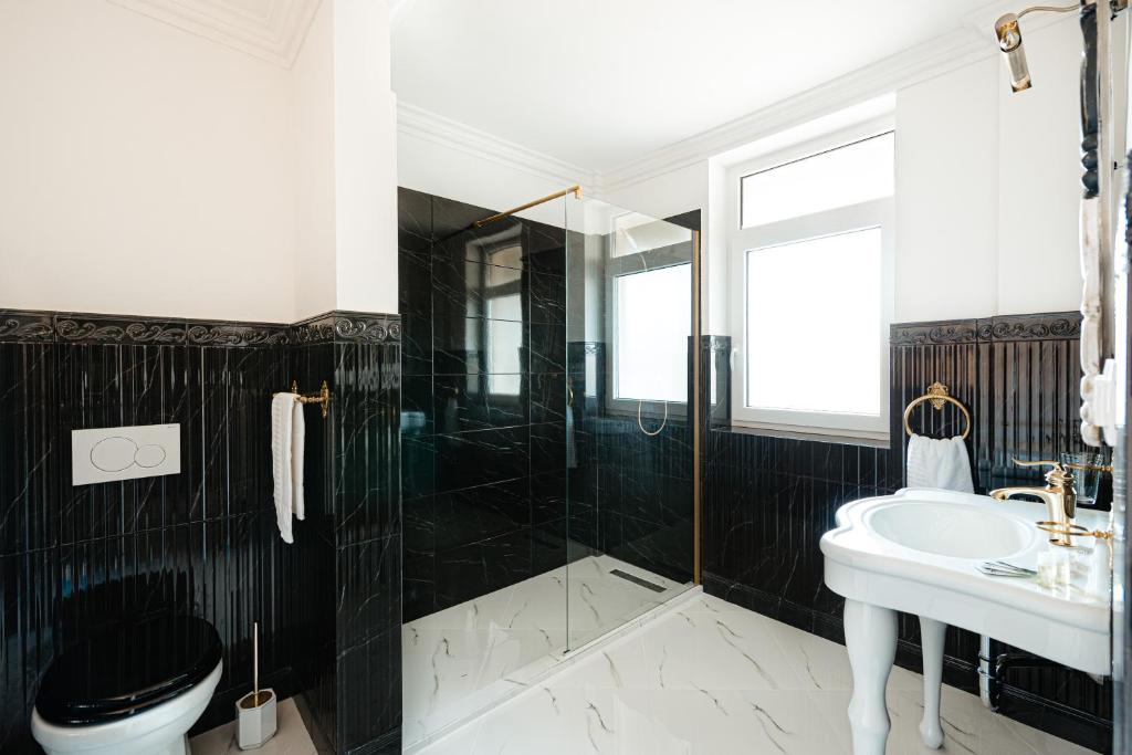 Ateneea Luxury Rooms - Resim 38