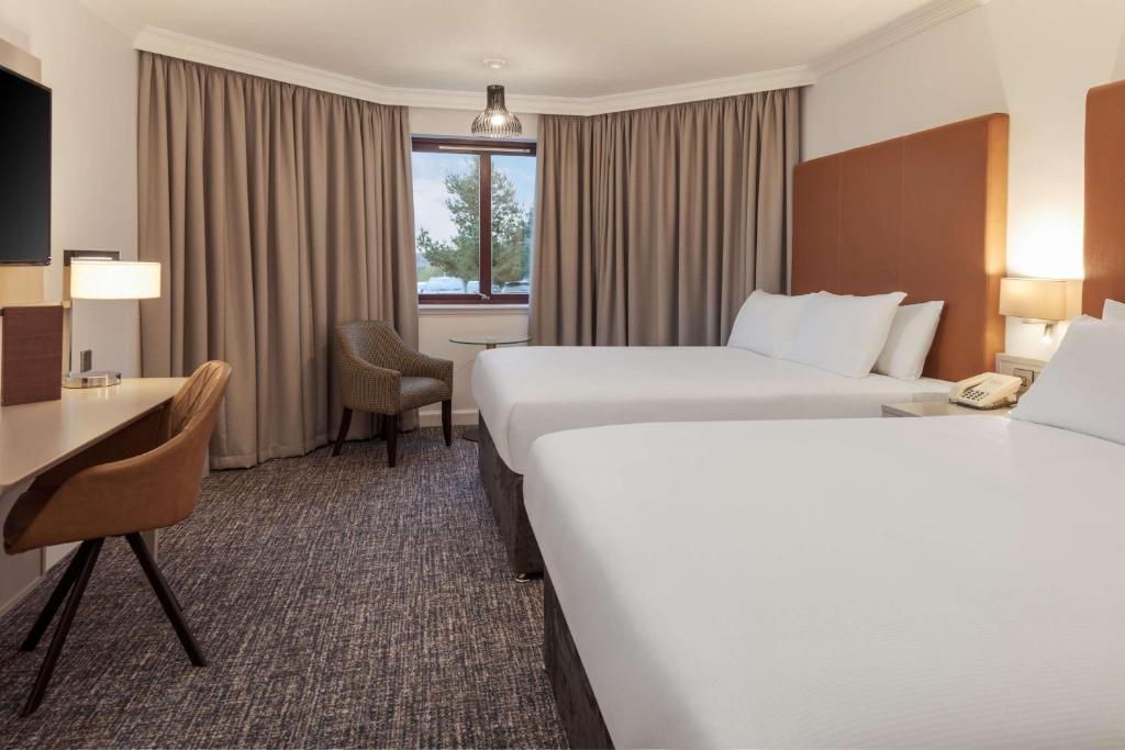 Doubletree By Hilton Glasgow Westerwood Spa & Golf Resort - 