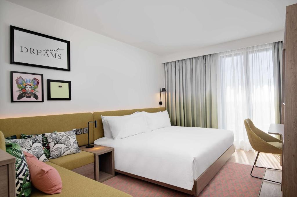 Hampton by Hilton High Wycombe - 