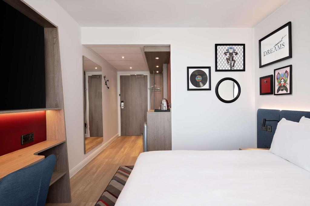 Hampton by Hilton High Wycombe - 